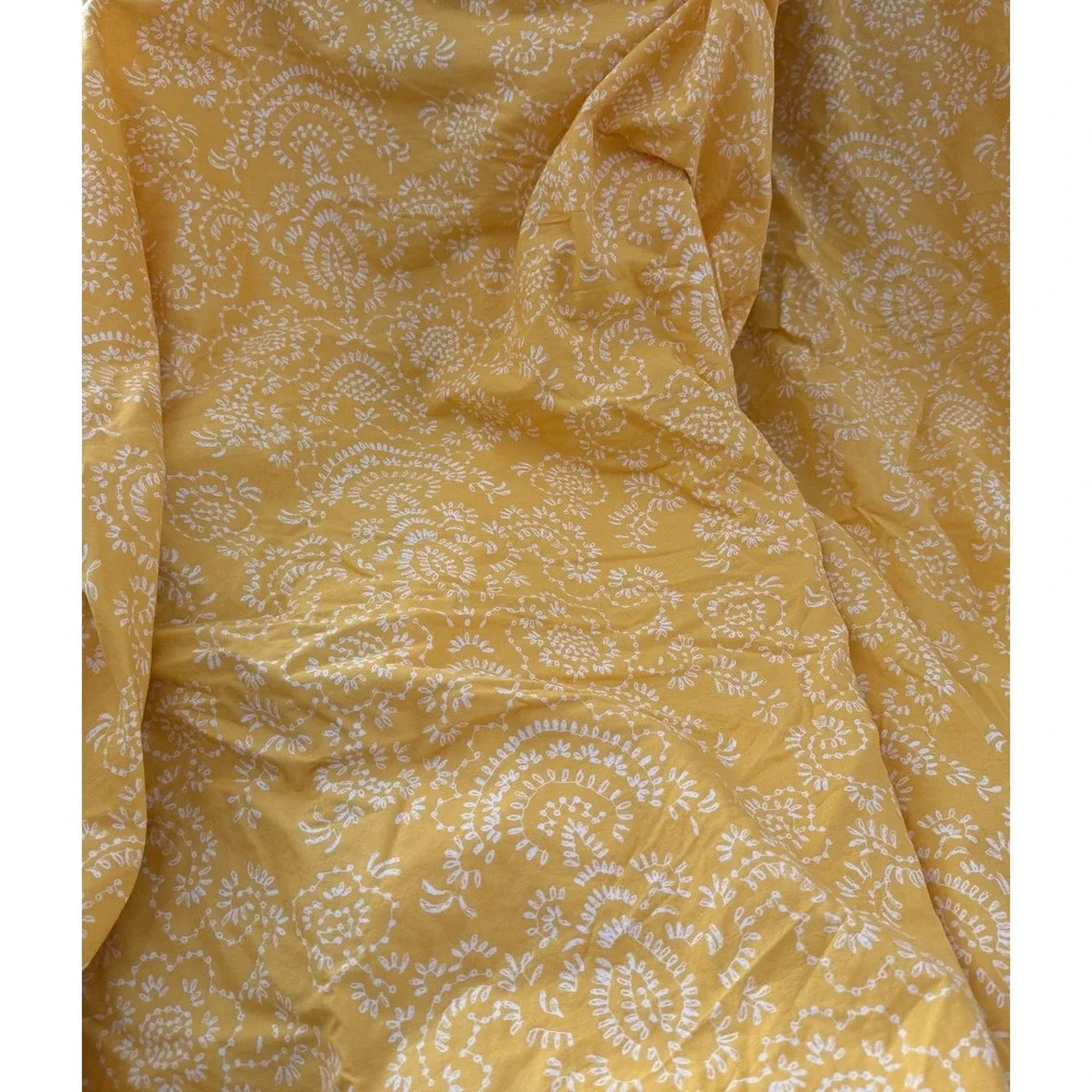 IKEA AKERTISTEL Duvet Cover King SZ Yellow White Reversible Pillowcase 102 X 85